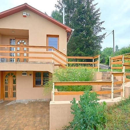Апартаменти Patko Apartman, Miskolctapolca Екстер'єр фото